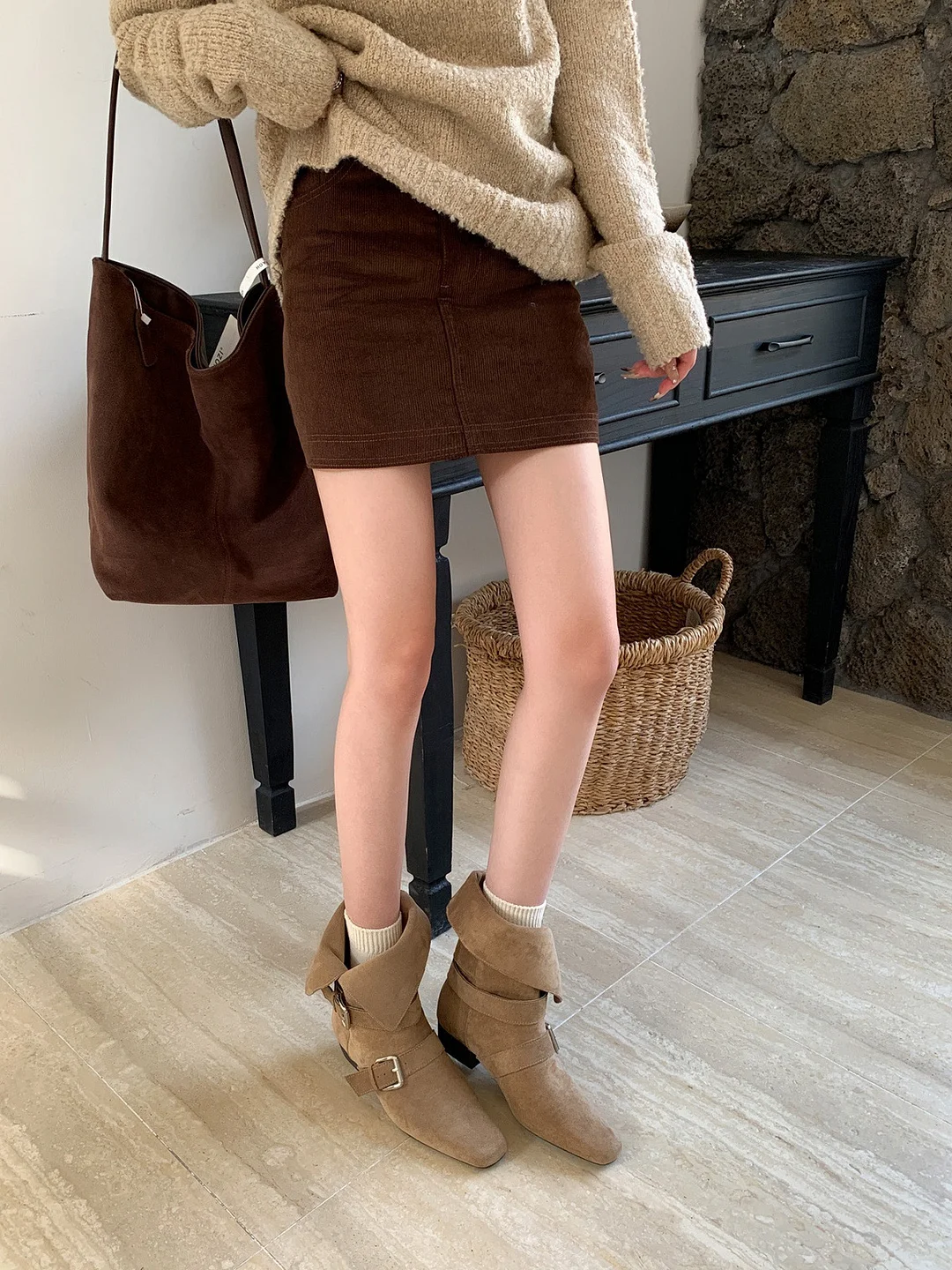 Breakj Breakj Vintage Skinny Skinny Short Boots Women's Shoes 2025 New Autumn And Winter Brown Martin Boots French Western Ankle Boots