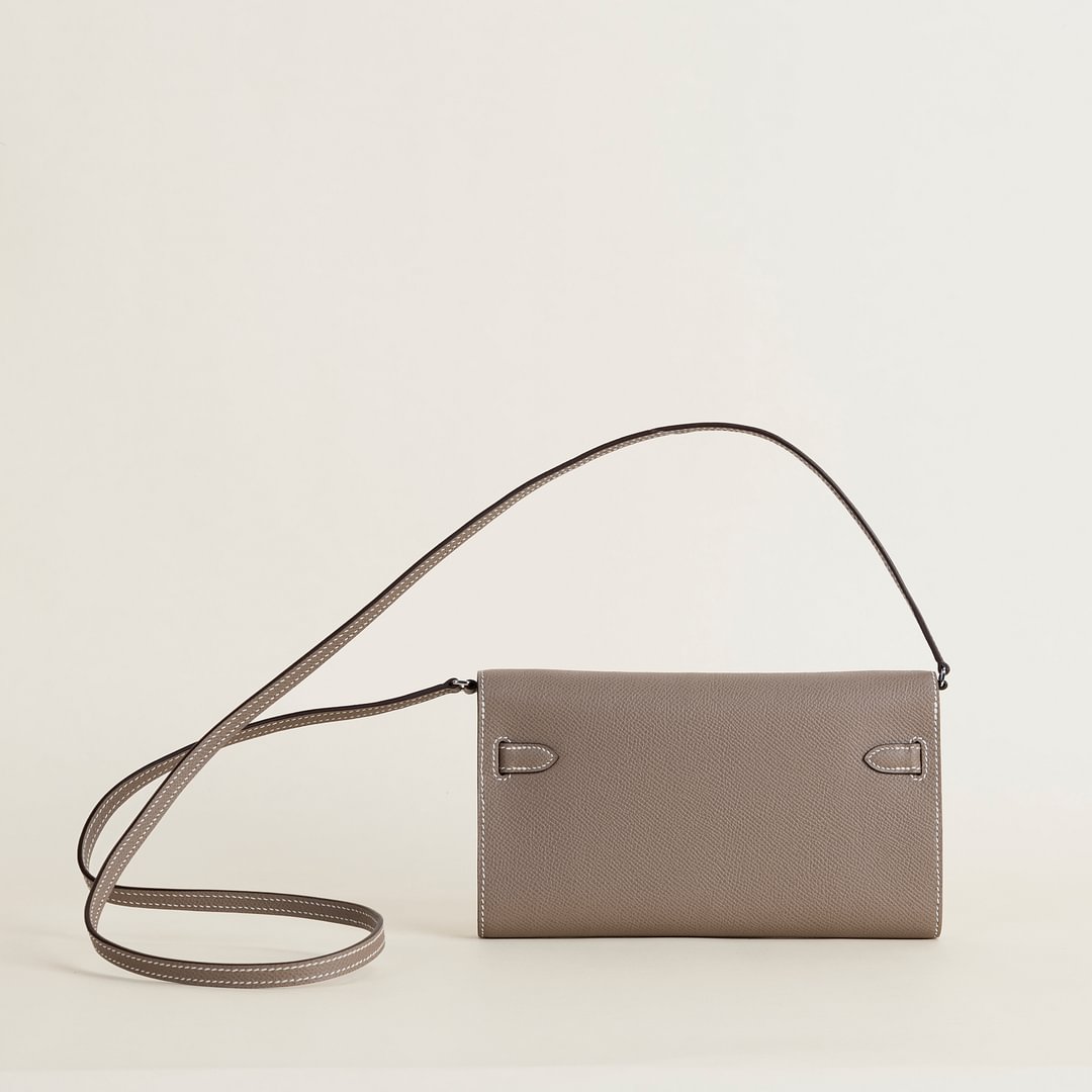 Kelly to go Epsom  CK18 Etoupe PHW