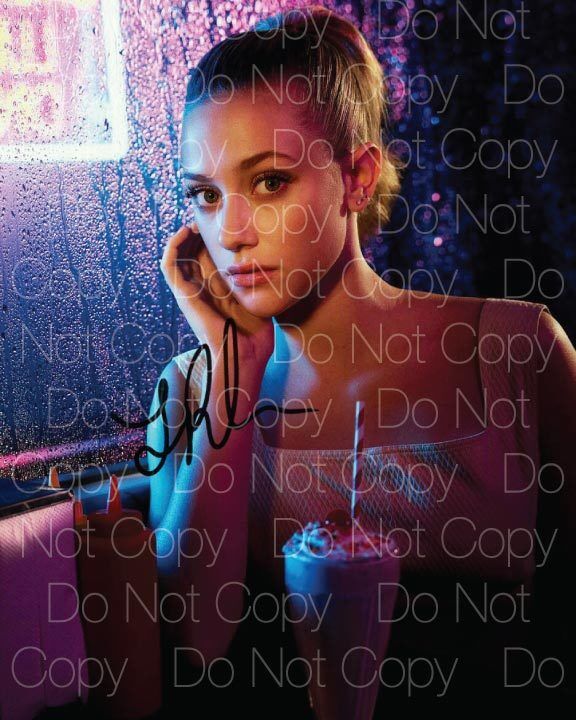 Lili Reinhart signed Photo Poster painting Riverdale sexy hot 8X10 in picture autograph RP 5