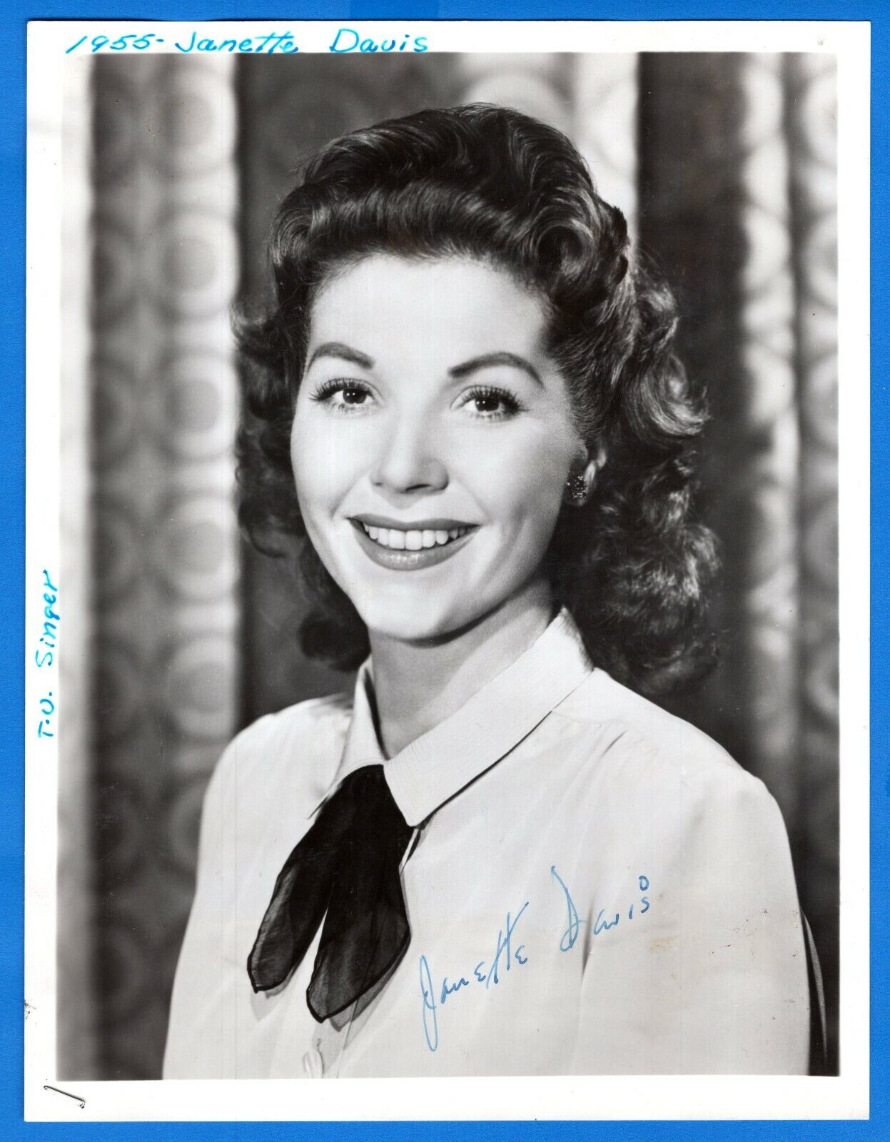 Janette Davis Singer Hand Signed Autograph 7x9 Vintage Photo Poster painting