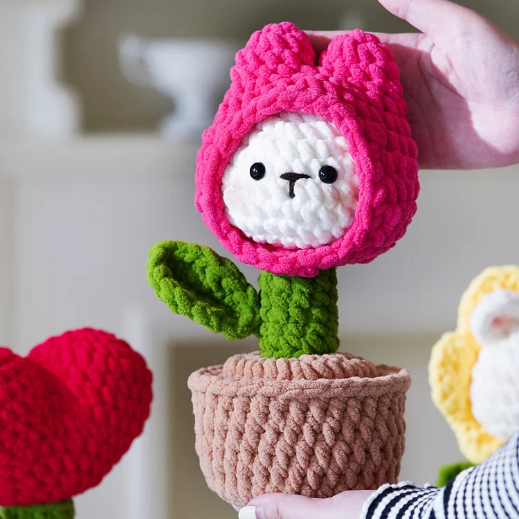 YarnSet - Crochet Kit For Beginners - Tulip Bunny