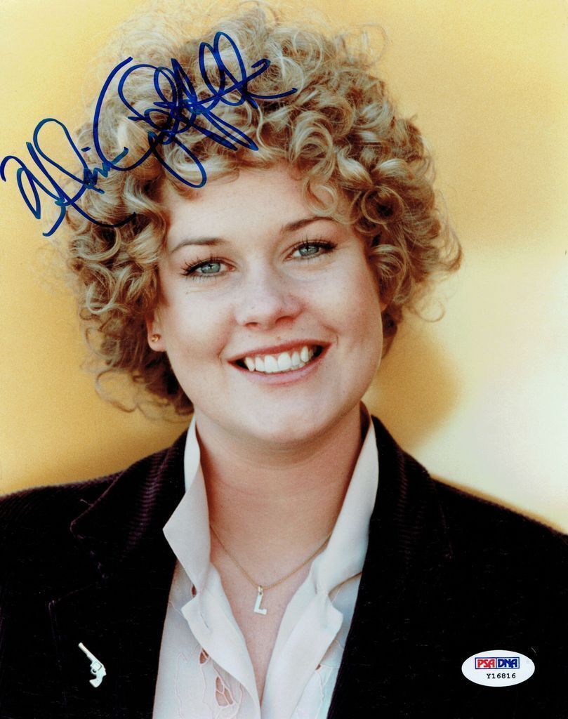 Melanie Griffith Signed Authentic Autographed 8x10 Photo Poster painting PSA/DNA #Y16816