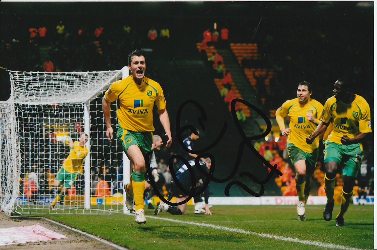 NORWICH CITY HAND SIGNED ELLIOTT WARD 6X4 Photo Poster painting 4.