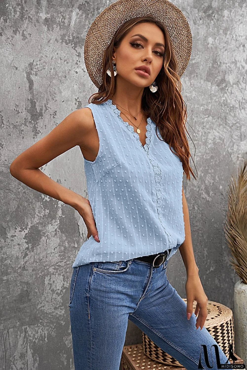 MidiSono - Crochet V Neck Textured Tank Top