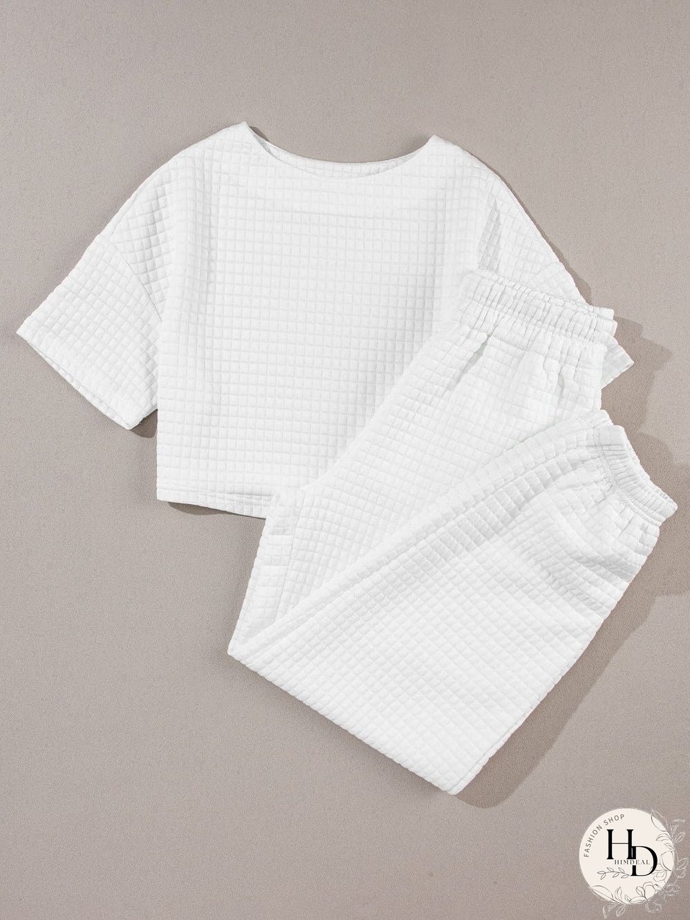 Chic White Textured Lattice Crop Top and Jogger Pants Ensemble