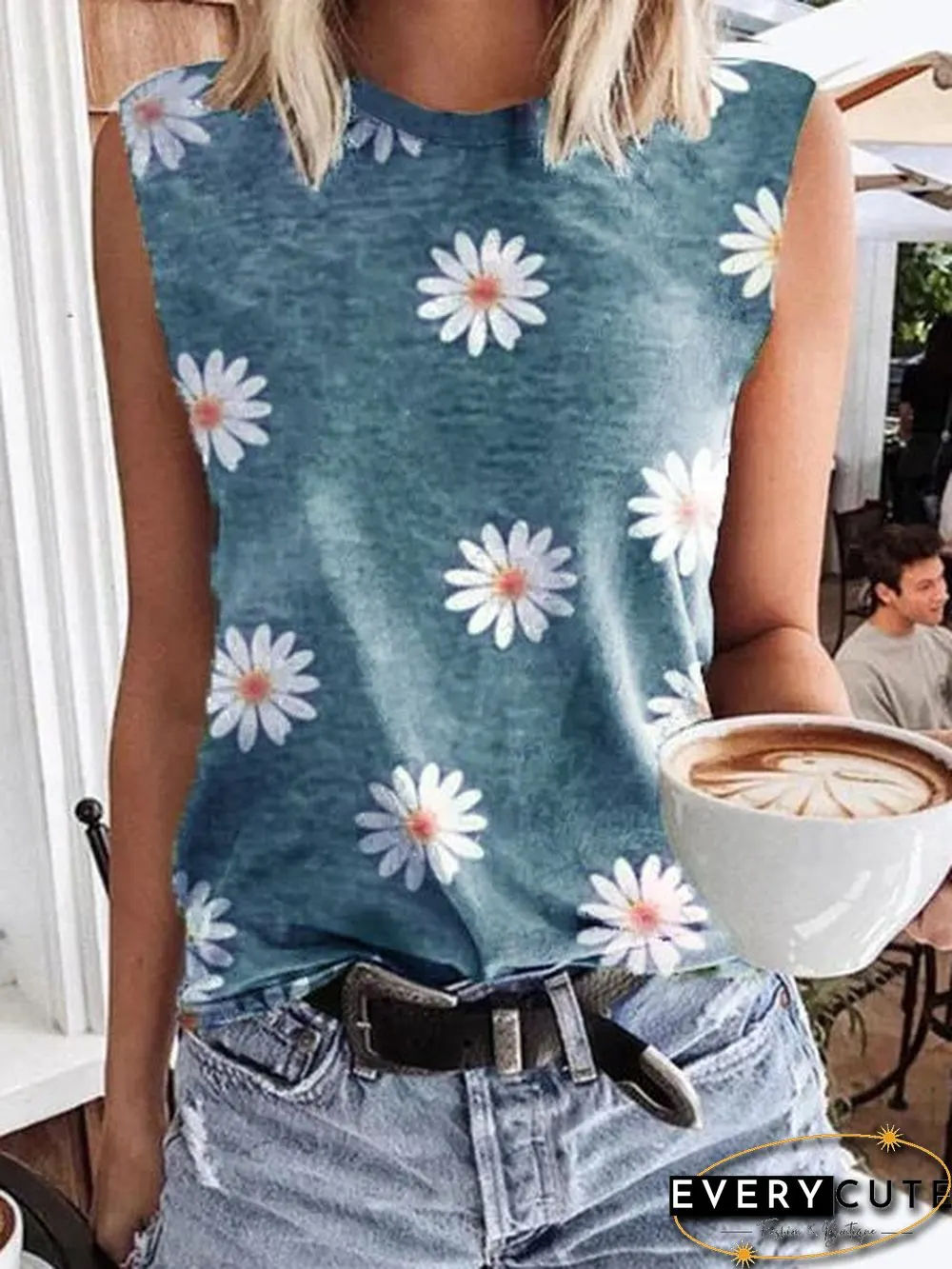 Sleeveless T-shirt with Daisy print round neck