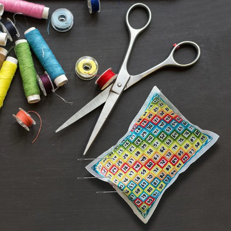 Creative Magnetic Sewing Needle Storage Box Needle Pin Holder Cross Stitch  Sewing Knitting Pin Holder DIY Needle Cushion Tool
