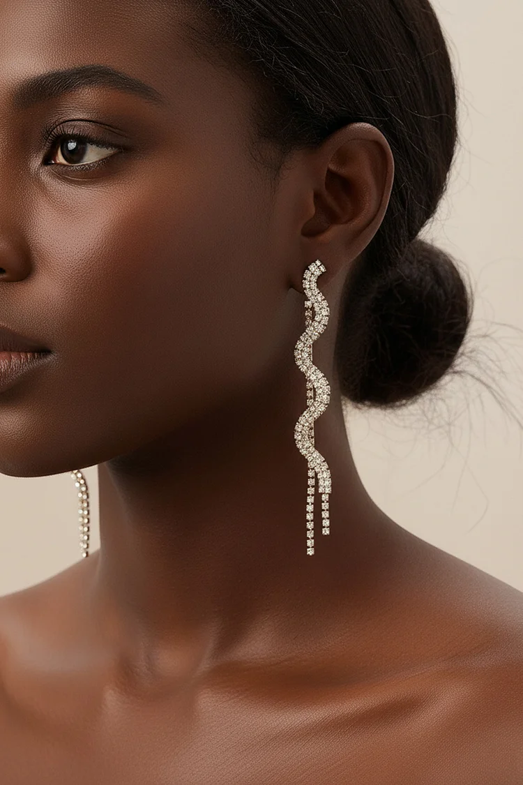 Fashion Gold Shiny Tassel Earrings 2024 - Xpluswear