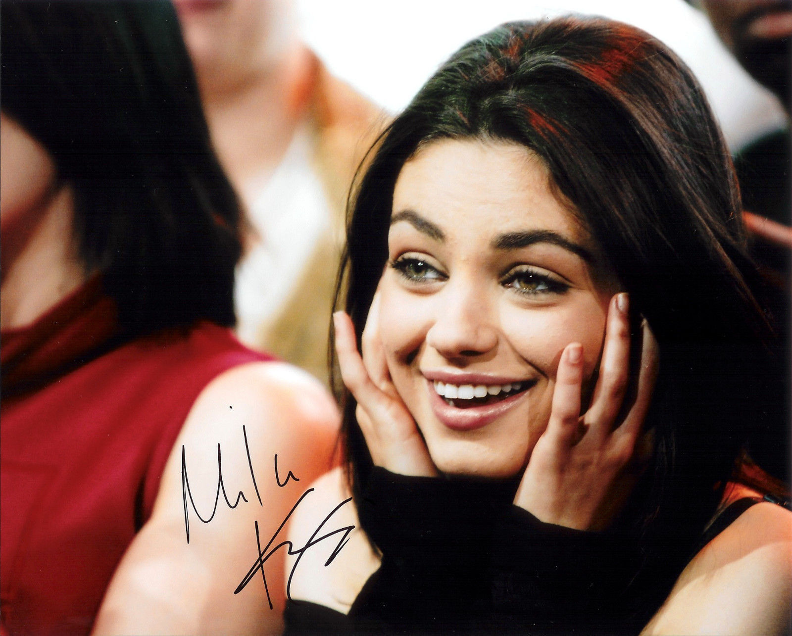 MILA KUNIS AUTOGRAPH SIGNED PP Photo Poster painting POSTER 1