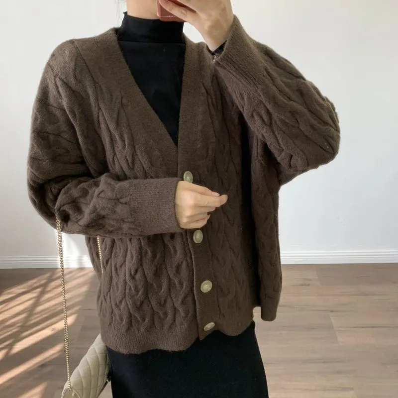 Uveng Uveng Take Autumn Winter New Women's Dress Outside Take Net Red Female Knitting Cardigan With Lazy Wind Pure Color Sweater Female Coat