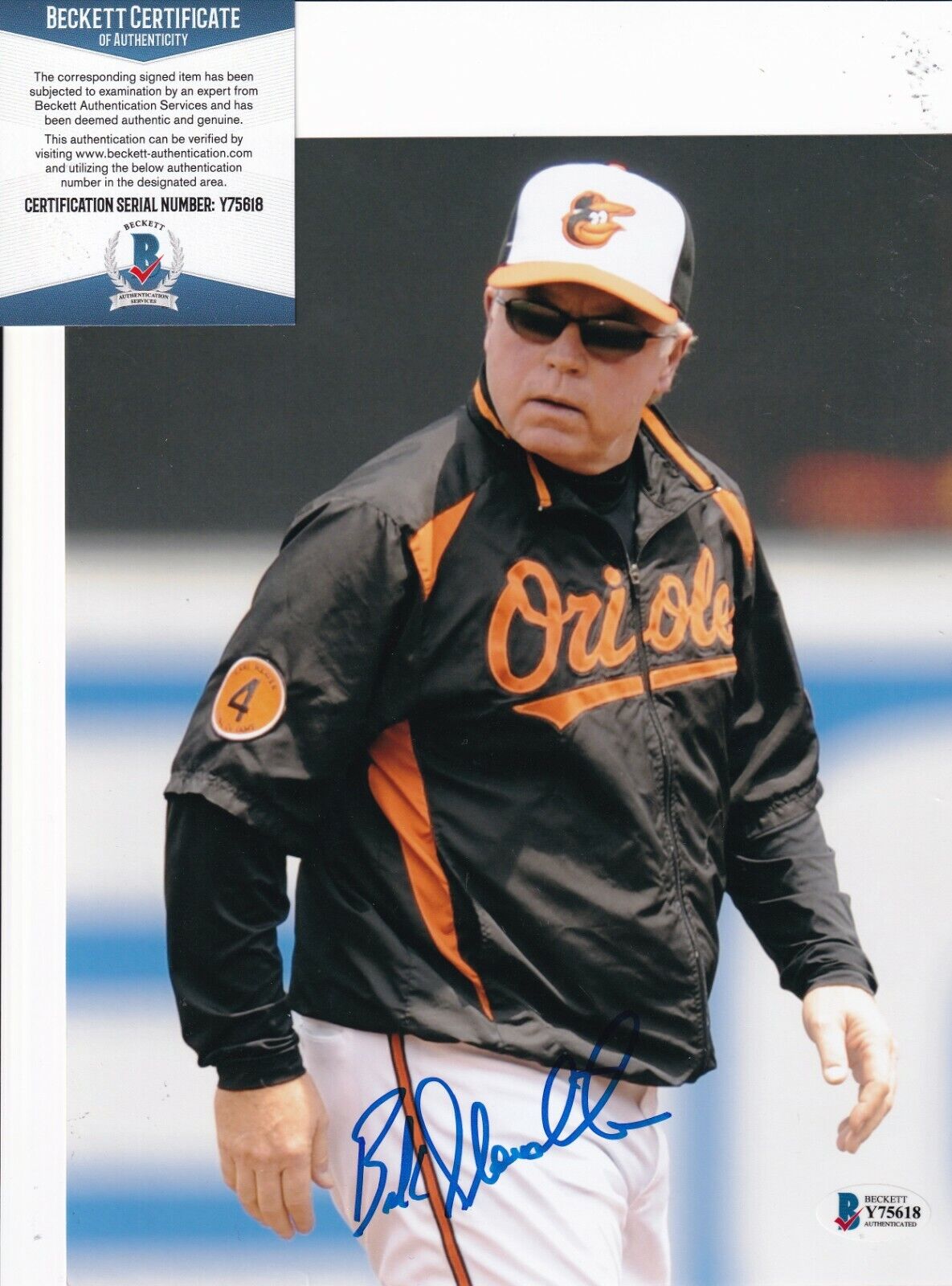 BUCK SHOWALTER signed (BALTIMORE ORIOLES) Baseball 8X10 Photo Poster painting BECKETT BAS Y75618