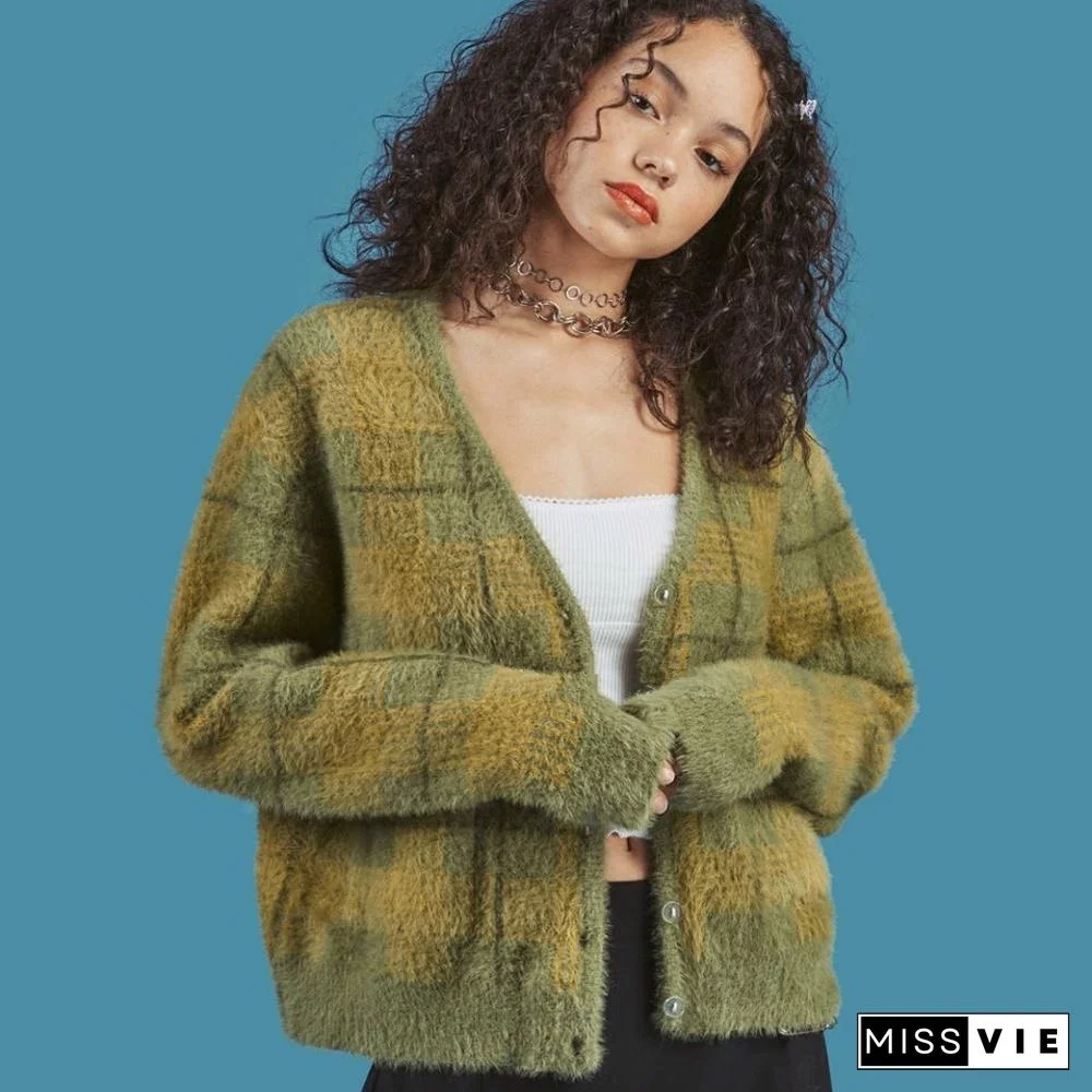 Vintage Mohair Sweater Women Knitted Cardigans Harajuku Lazy Style Ladies V-Neck Button Fuzzy Plaid Cardigan Fluffy Knitwear Top