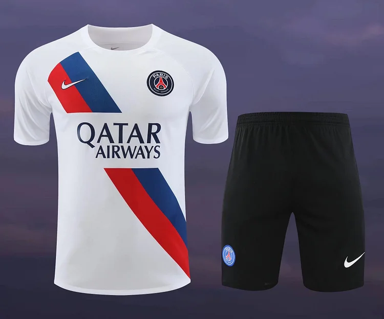 2024/25 Paris training uniform