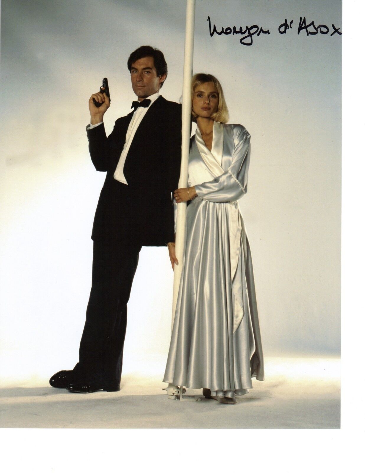 Maryam D'abo The Living Daylights Signed 8x10 From The HollywoodShow Bond 007