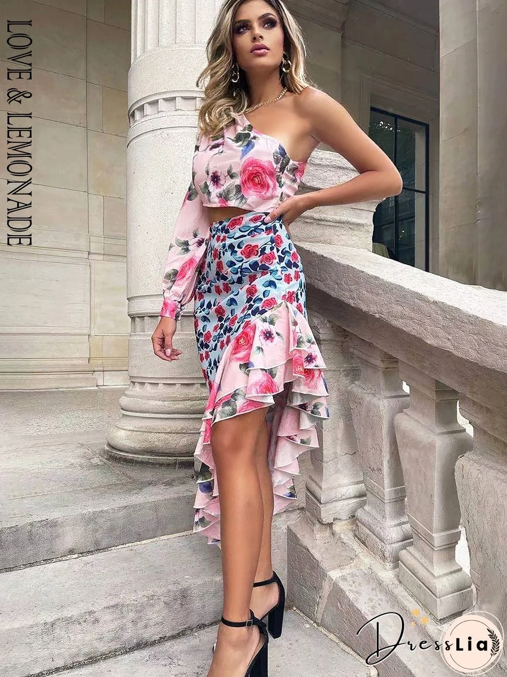 Love&Lemonade Sexy Off-Shoulder Cut Out Long Sleeve Color Print Ruffle Maxi Dress Lm82998