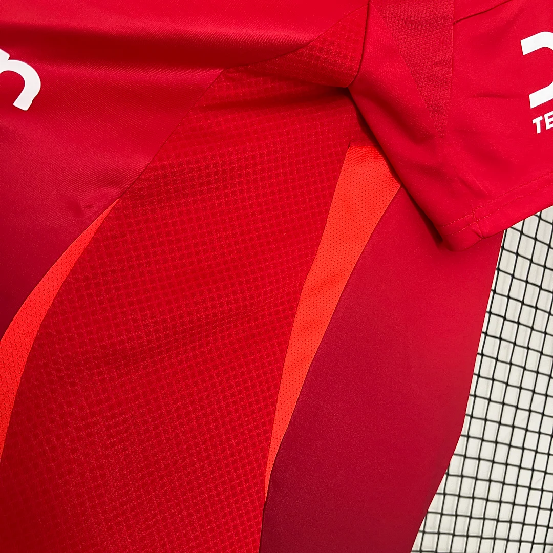 24/25 Football Shirt Manchester United Home Thai Quality