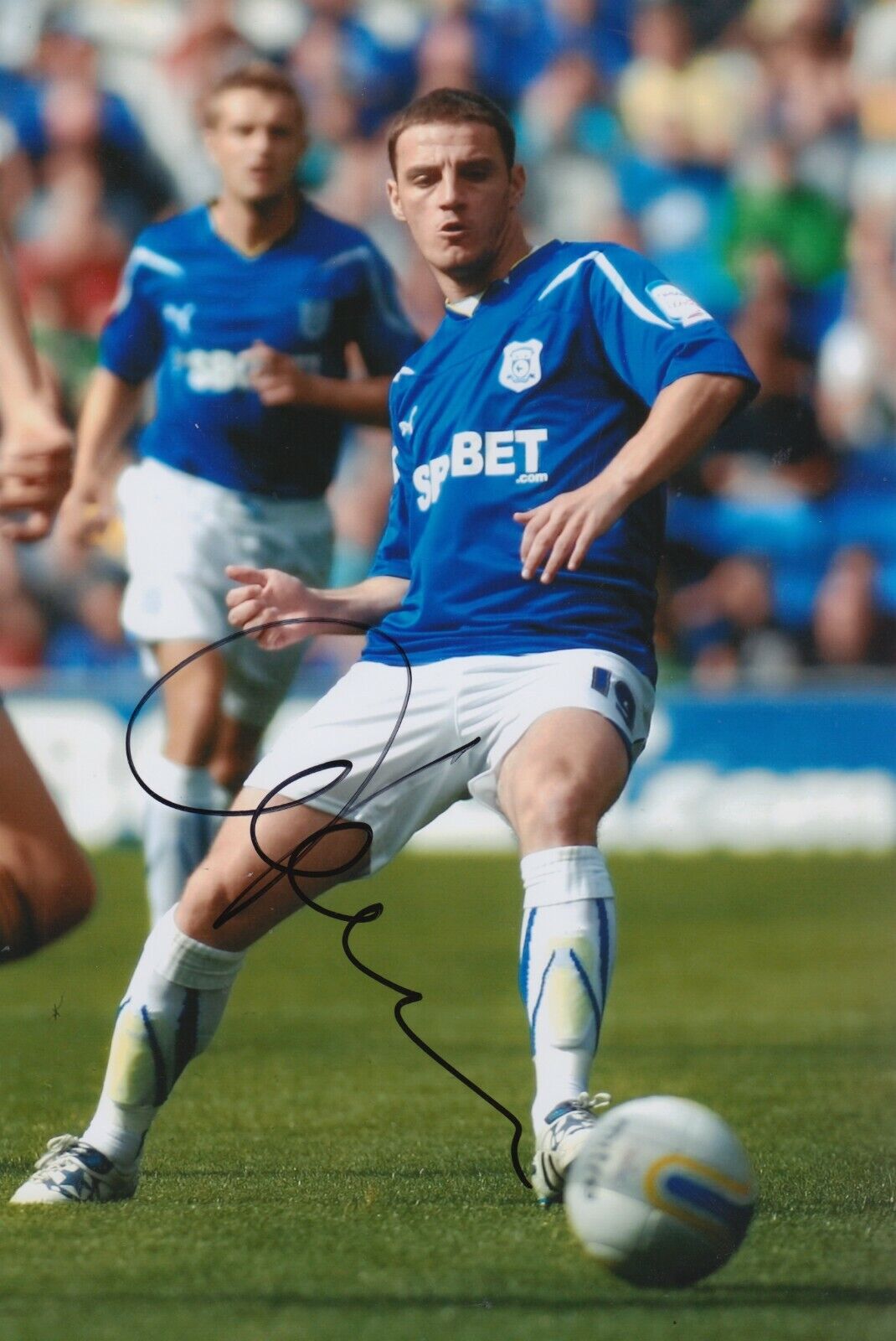 Jason Koumas Hand Signed 12x8 Photo Poster painting - Cardiff City - Football Autograph.