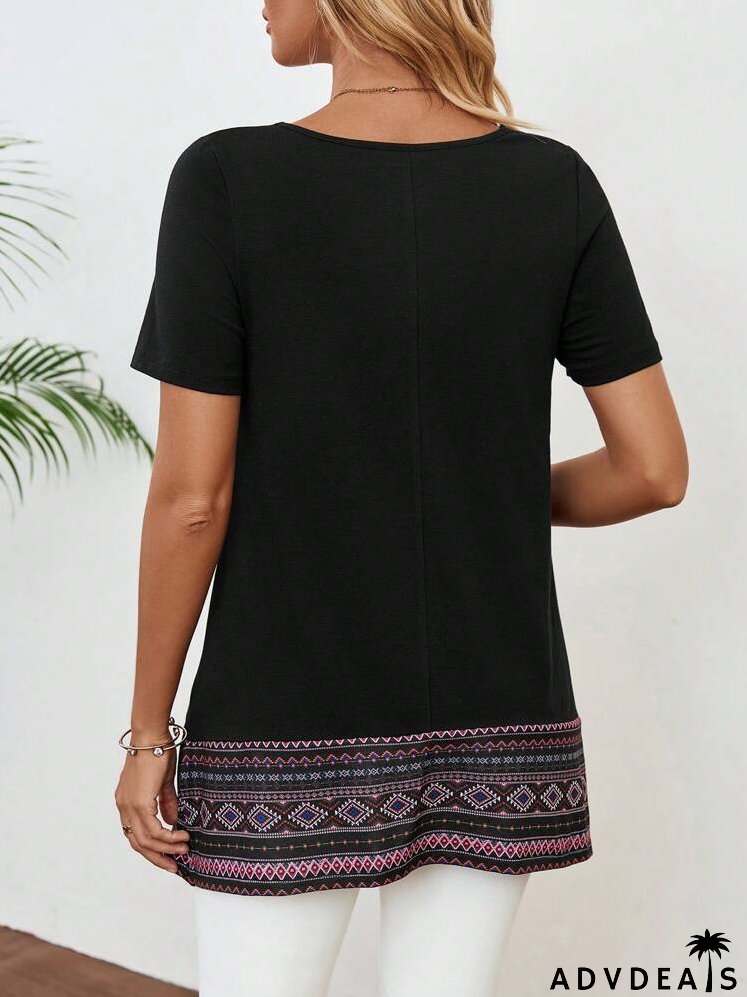 Geo Print Round Neck Tee For Summer