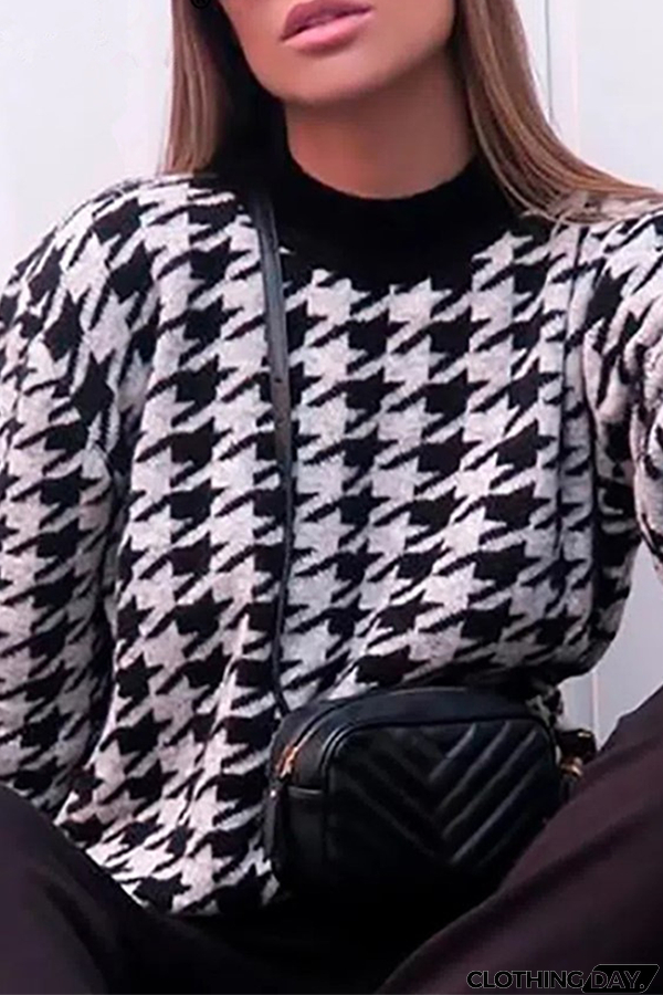 Fashion Street Geometric Patchwork Contrast O Neck Sweater(3 Colors)