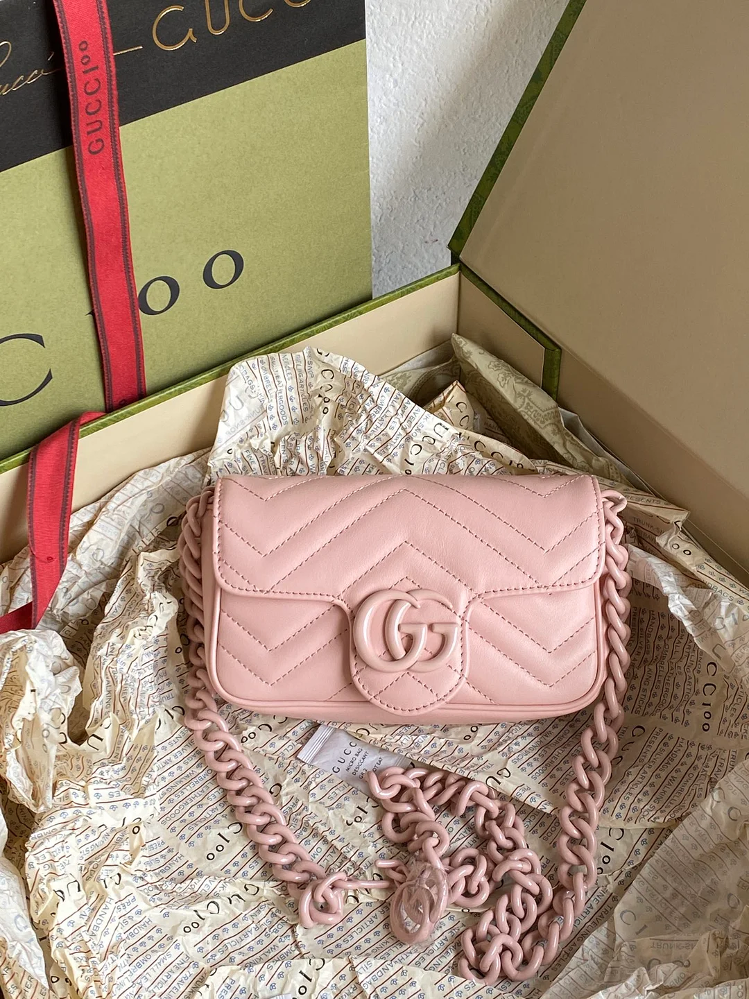 Gucci Marmont in Pink