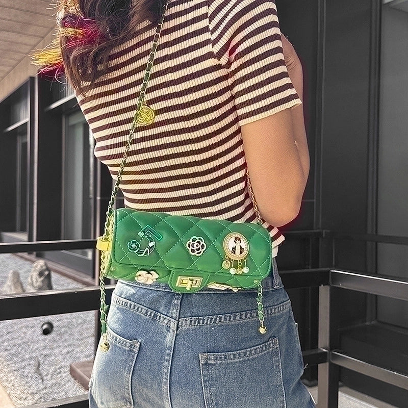 Women’s Medium All Seasons Pu Leather Flower Streetwear Square Lock Clasp Shoulder Bag