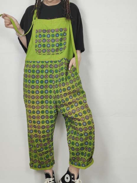 Women Half Sleeve V-neck Solid Color Dress