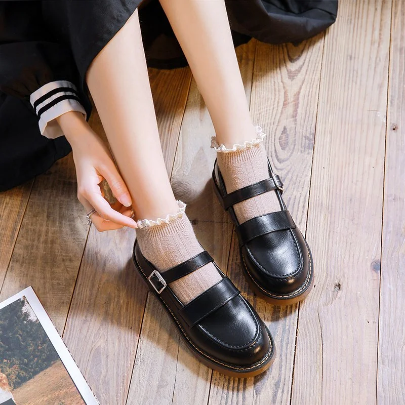 Qengg Autumn students shoes Women Mary Janes Shoes Buckle Lolita Shoes Black brown Flat Retro Casual Shoes Girls zapatos mujer