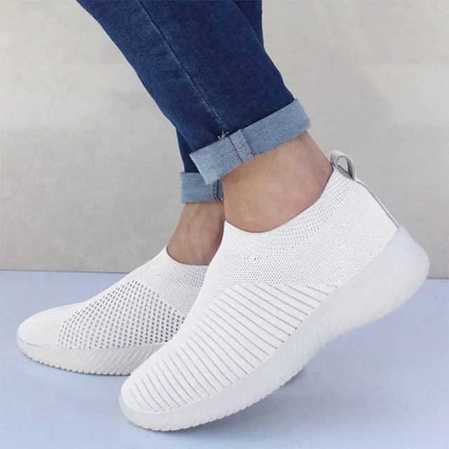 Plus Size 35-43 Women Mesh Flat Sneakers Autumn Female Vulcanized Knitting Shoes Ladies Slip On Breathable Casual Loafers