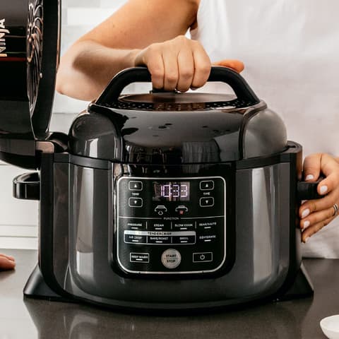 pressure cooker