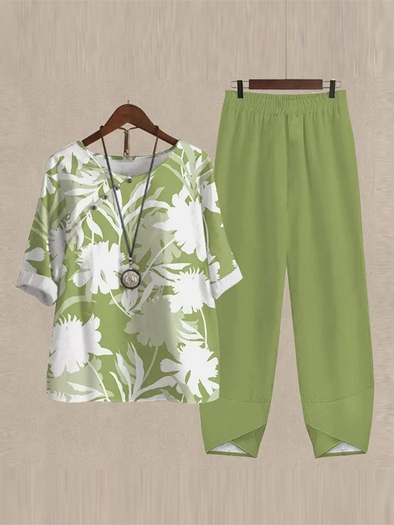 Women's Round Neck Short Sleeve Floral Printed Top Trousers Two-Piece Set