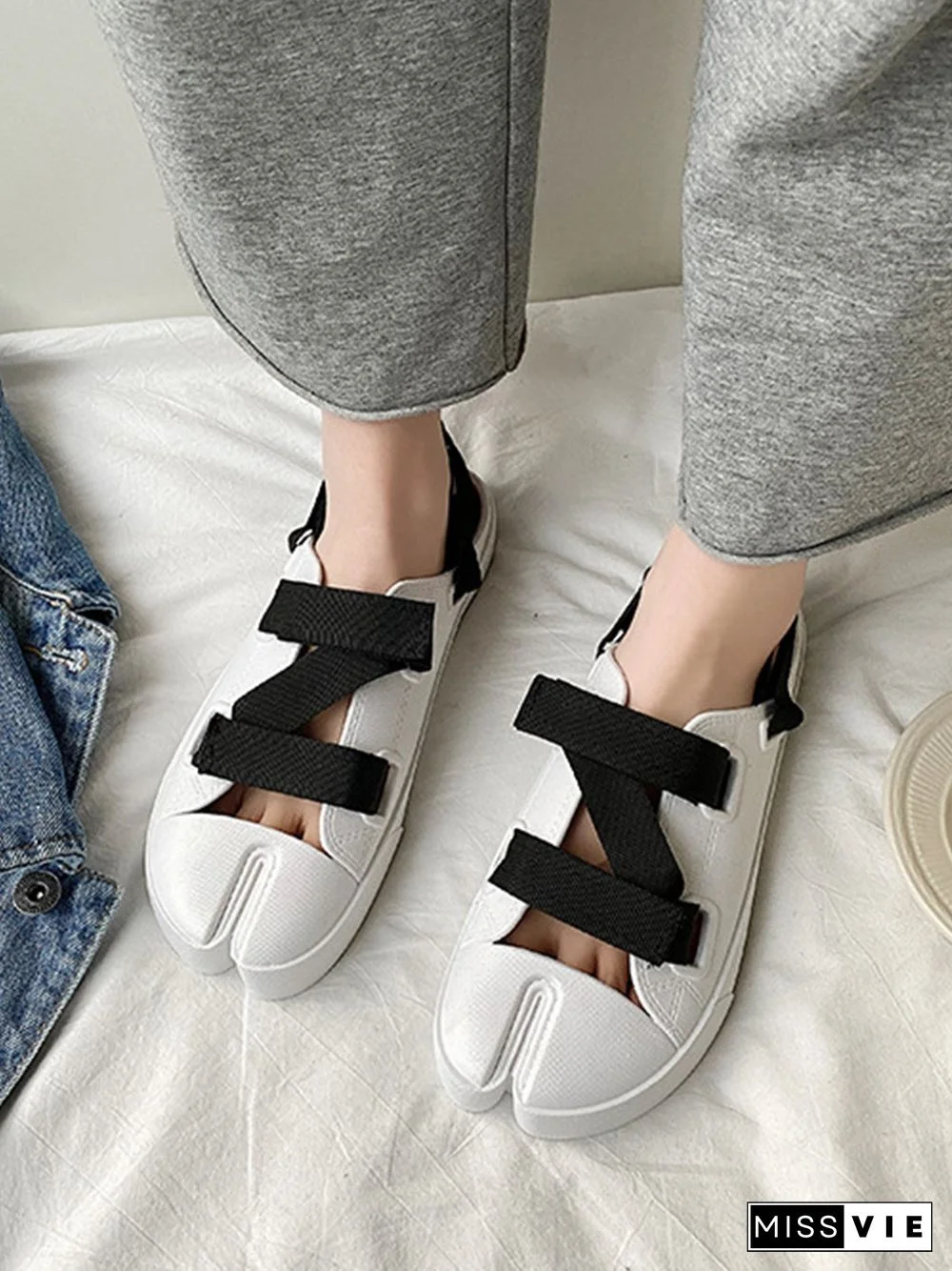Casual Plain Split Toe Sandals