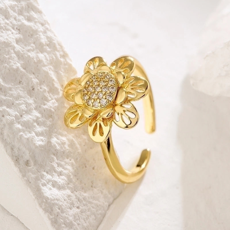 Minimalist Commute Flower Copper 18k Gold Plated Zircon Open Ring In Bulk
