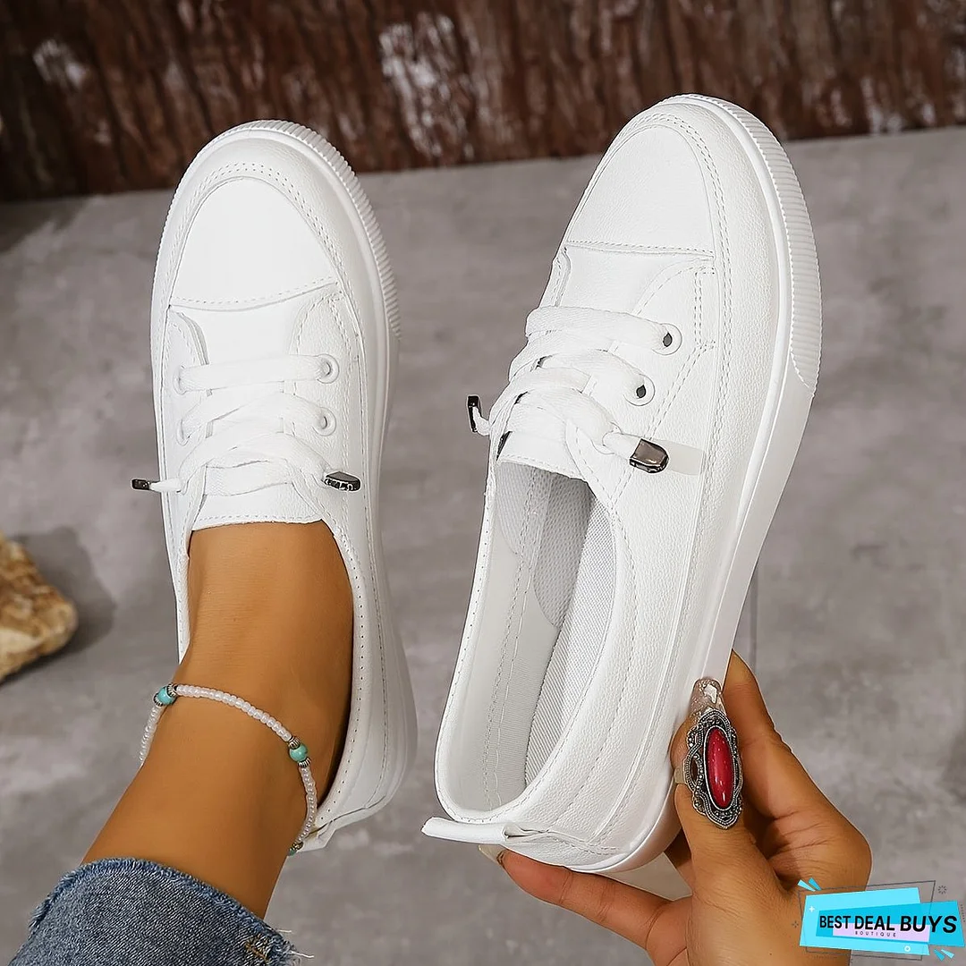 L&eacute;a | Slip-On Flat Skate Shoes