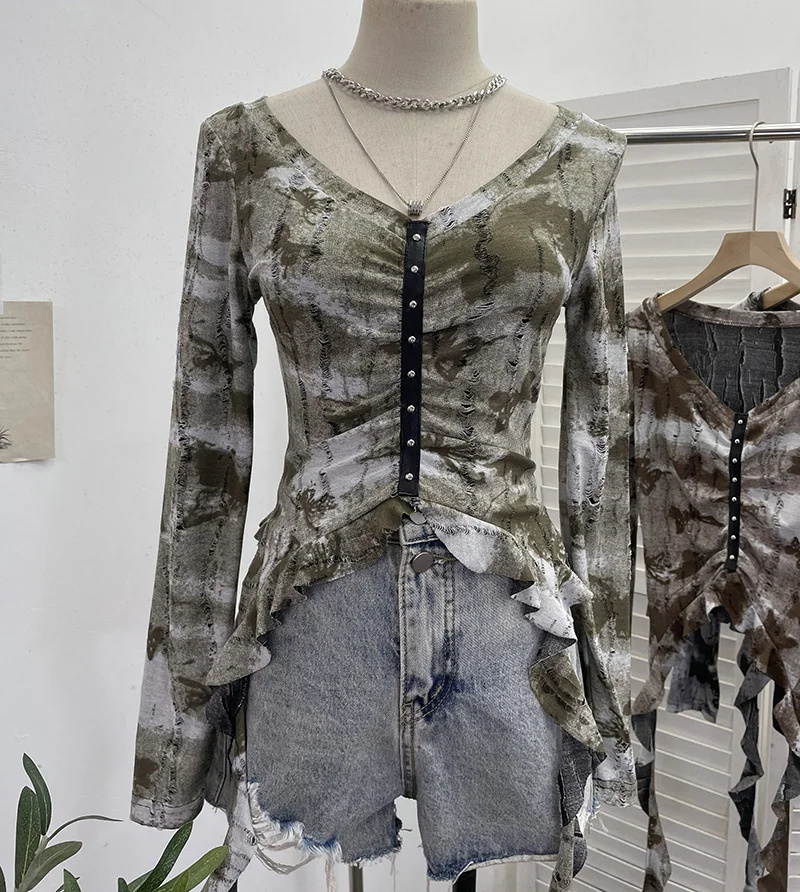 Uveng Real Shooting Wasteland Hottie Make Old Hole Tie-Dye V-Neck Irregular Ribbon Long-Sleeved Top Short T-Shirt 8001