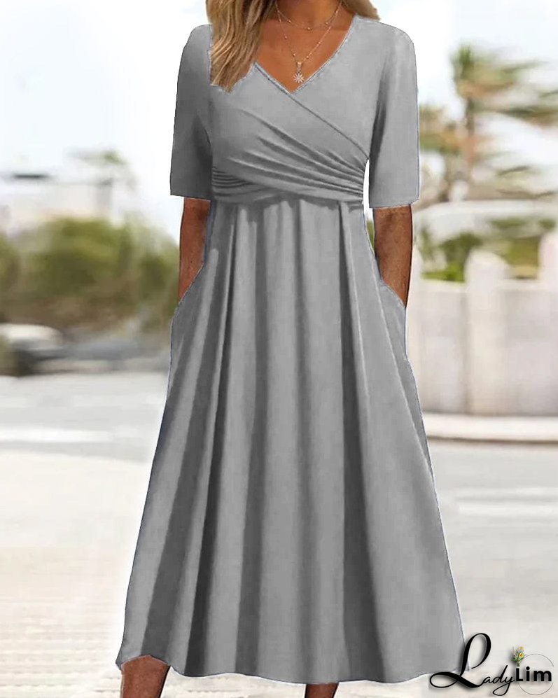 Fashionable and Minimalist winter Dress