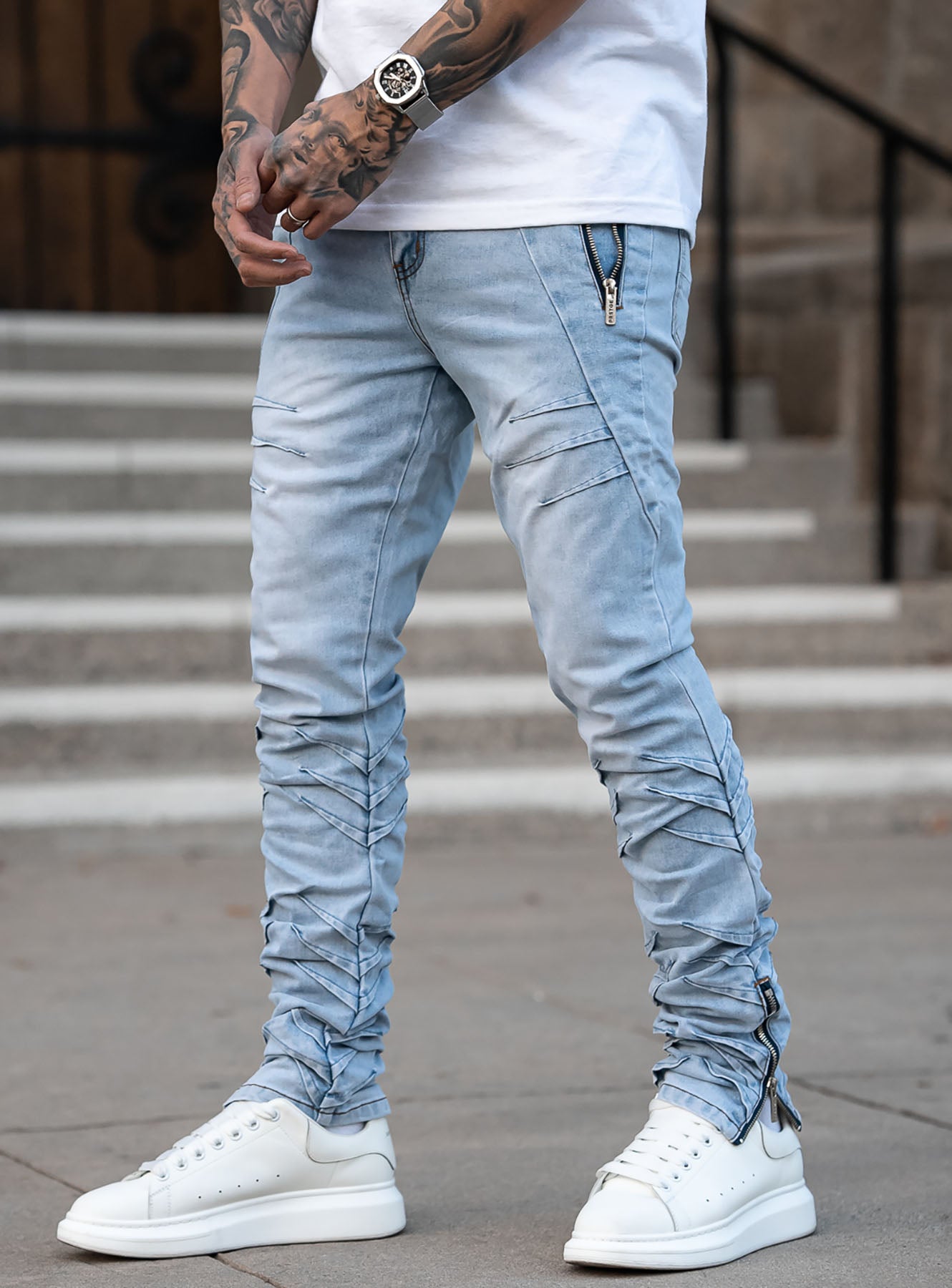 Wrinkled Track Jeans in Blue