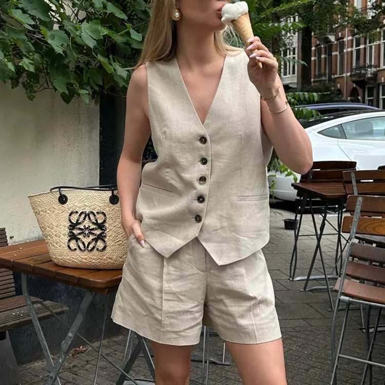 Minimalist Cotton And Linen Button Vest Shorts Urban Commuting Two-piece Set