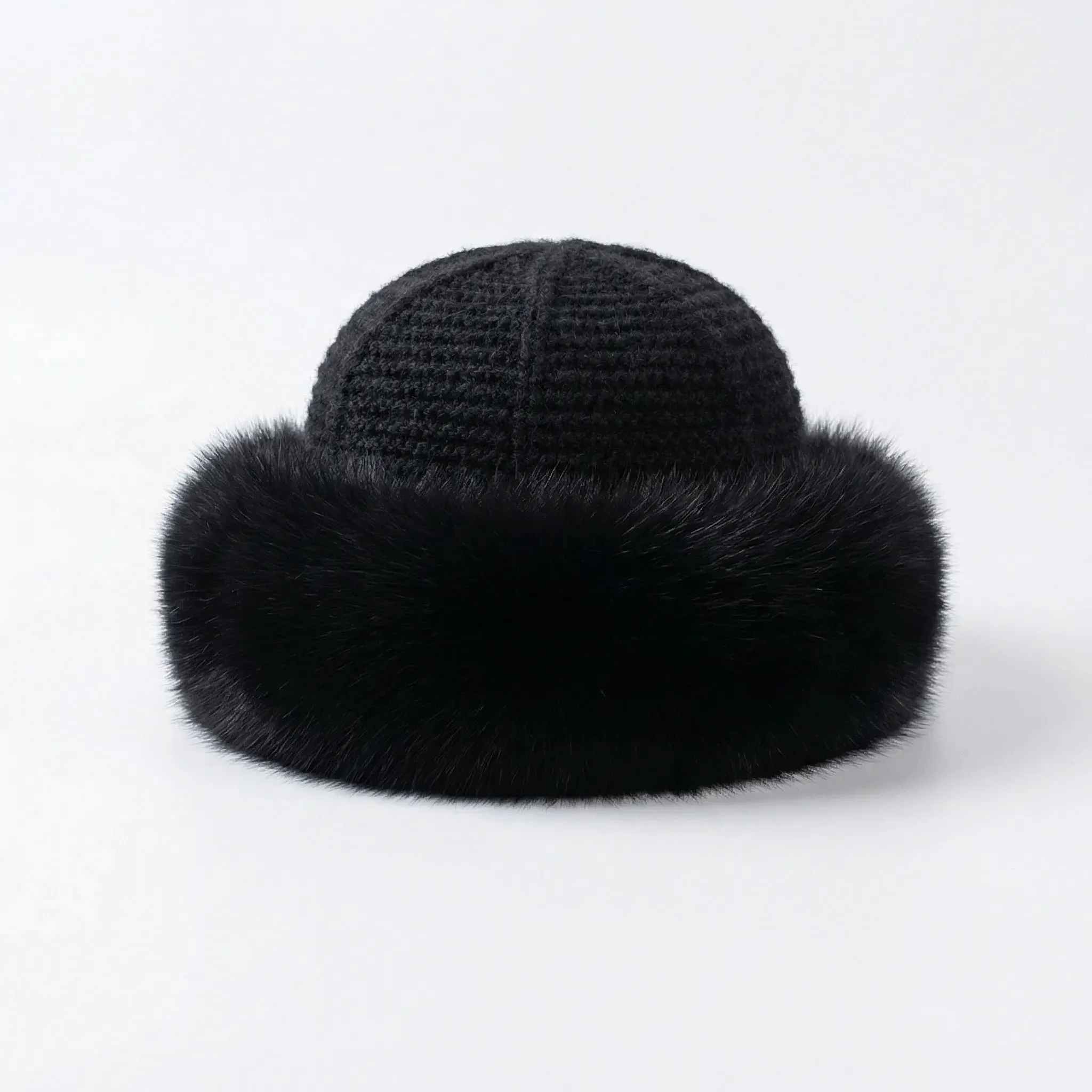 Voluminous Women's Hat with Brim - Cassandra