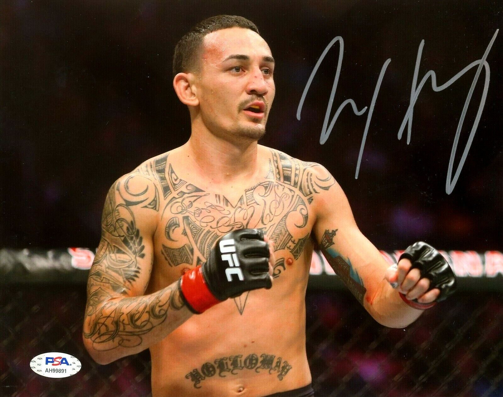 UFC MAX HOLLOWAY HAND SIGNED AUTOGRAPHED 8X10 Photo Poster painting WITH PROOF AND PSA COA 9