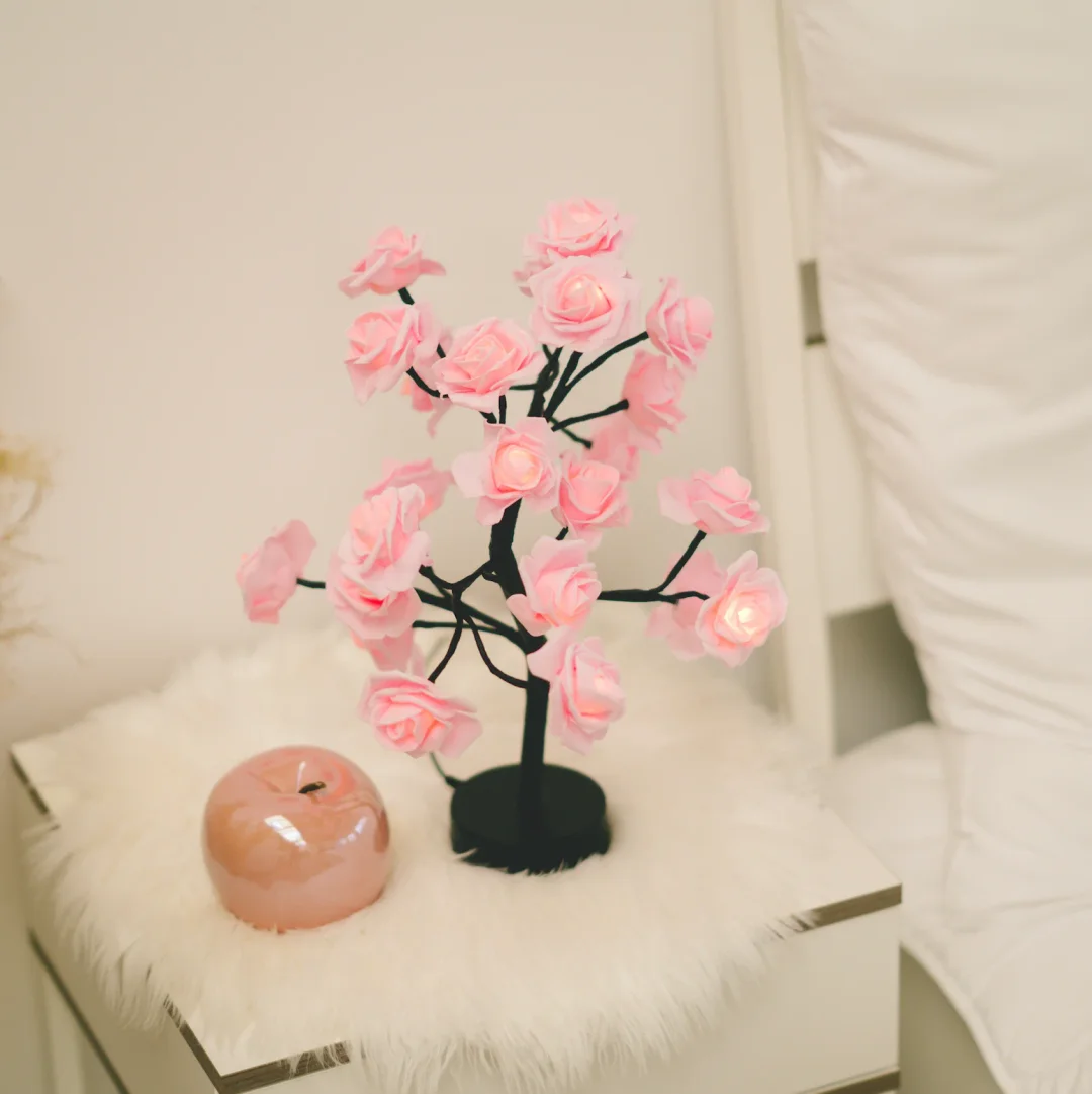 Forever Rose Tree Lamp™