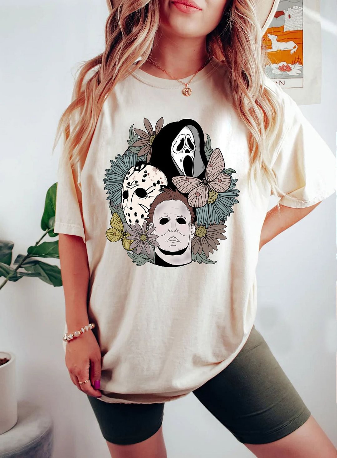 Trendy Horror Friends Halloween T-Shirt