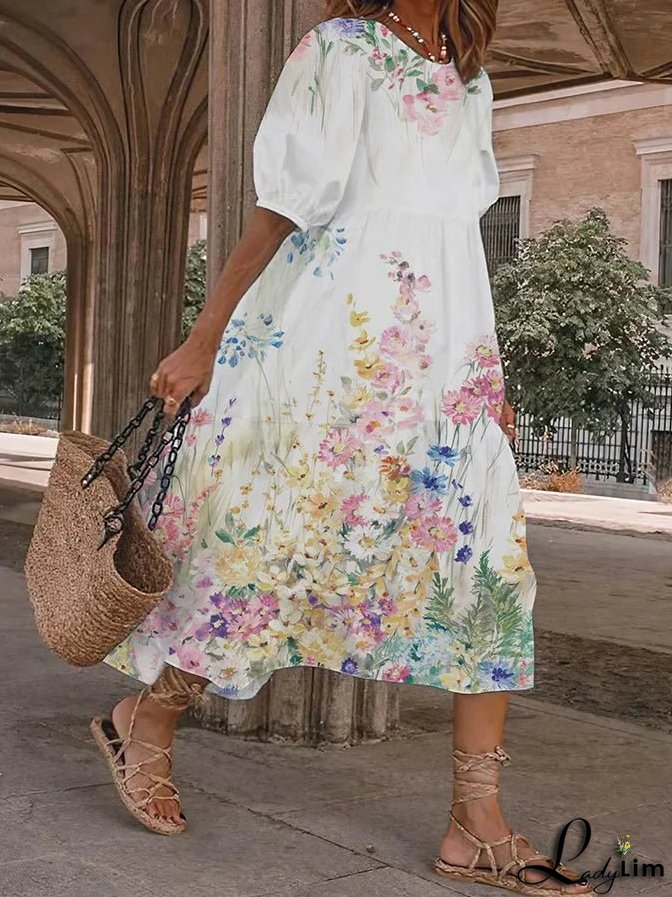 Fashionable and Minimalist Dress