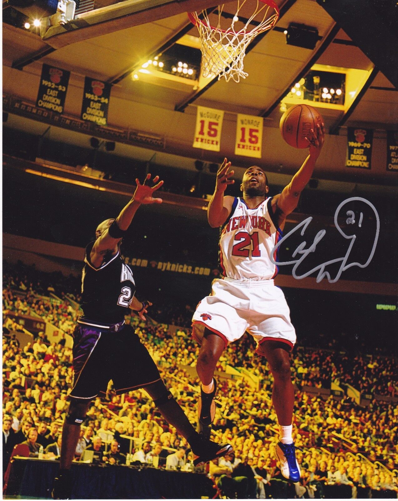 CHARLIE WARD NEW YORK KNICKS ACTION SIGNED 8x10