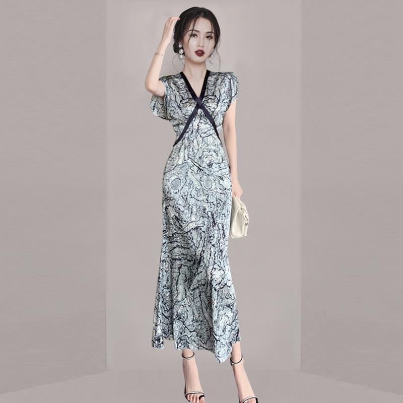 Classic Style Dress Summer Waist Slimming Fishtail V-neck Temperament Goddess Long
