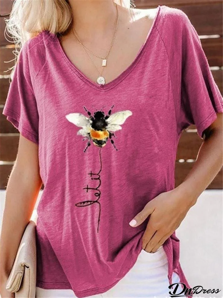 Relaxed Fit V Neck Bee Printed Short Sleeve Pullover T-Shirt