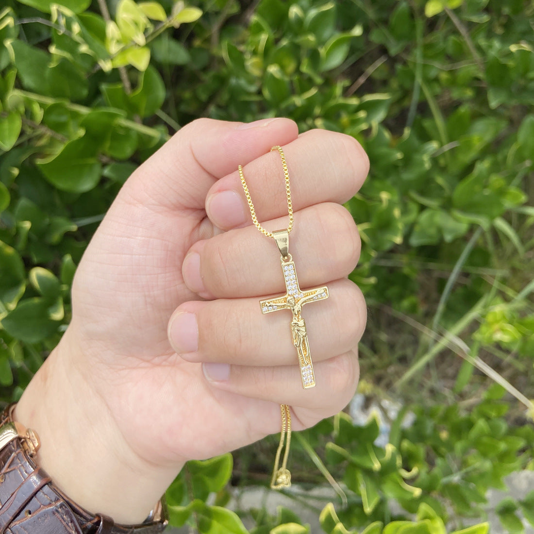 Copper Micro-Inlaid Zircon Cross Pendant Personalized 18K Gold Necklace N850