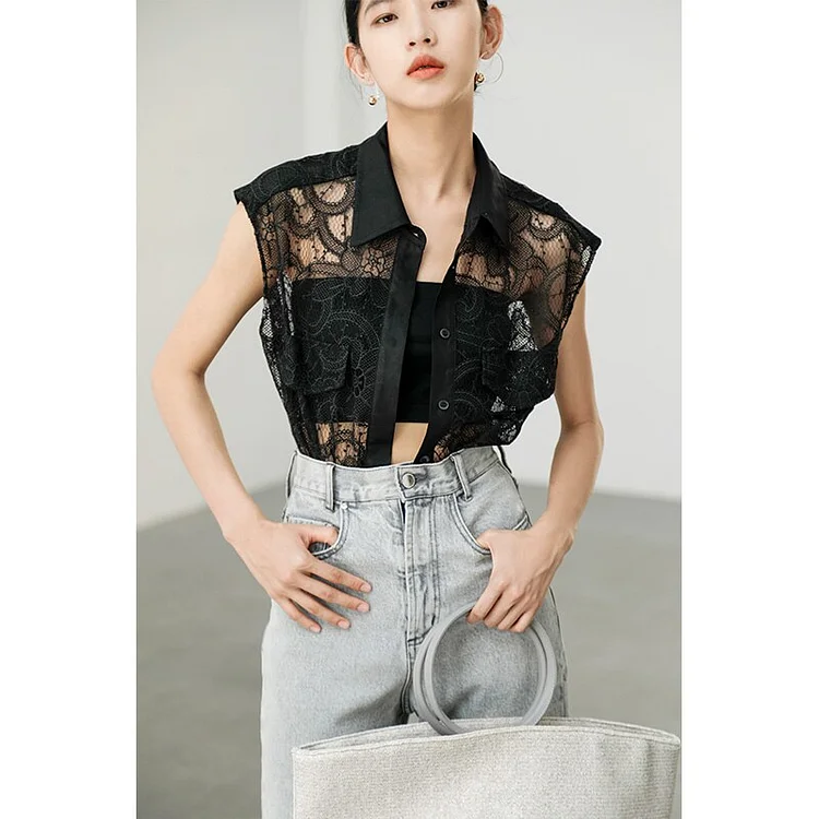 Elegant Solid Color Lapel Patchwork Hollow Out Lace Single-breasted Sleeveless Shirt             