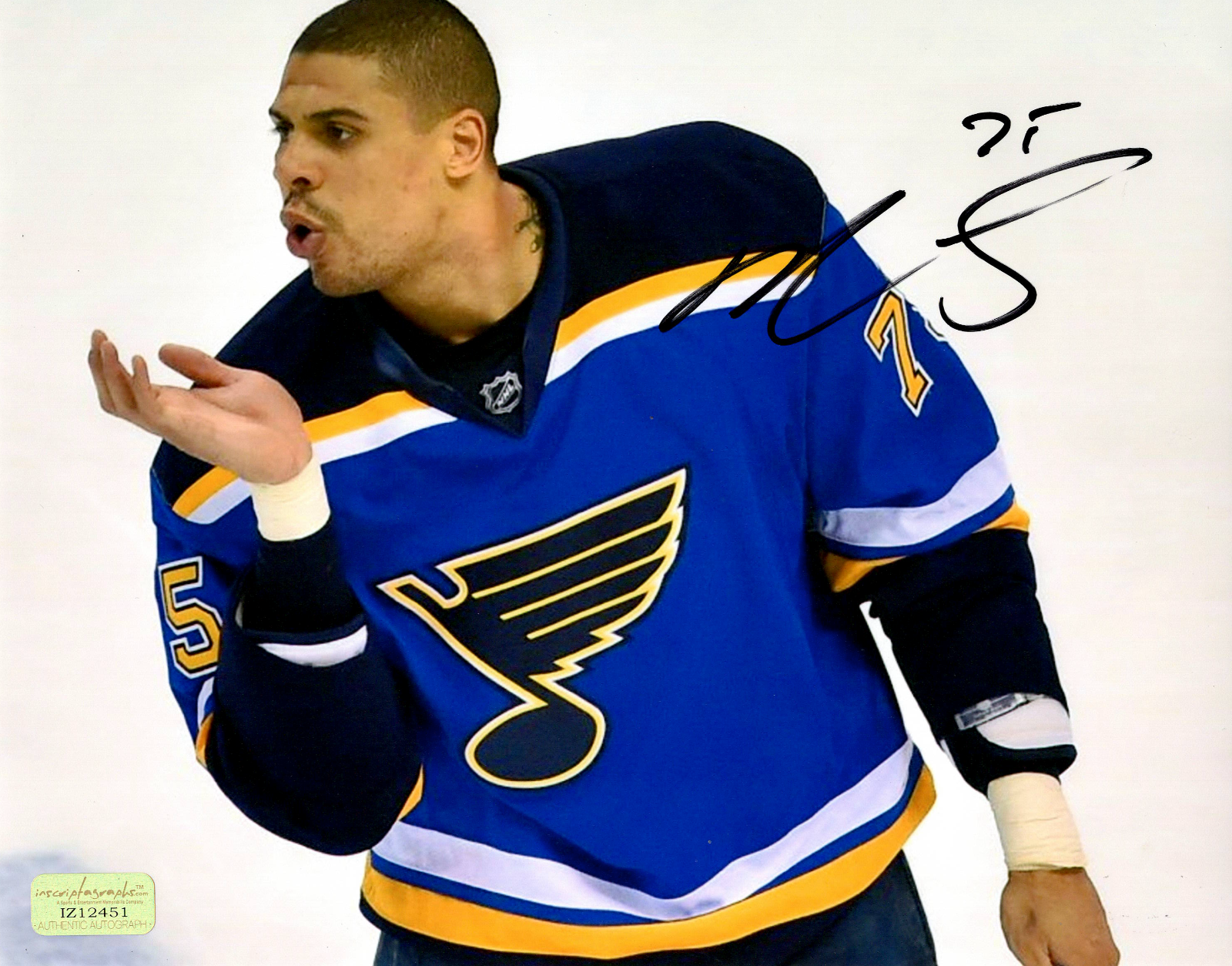 Ryan Reaves Signed St. Louis Blues 8x10 Photo Poster painting Blowing Kiss COA Vegas Autograph