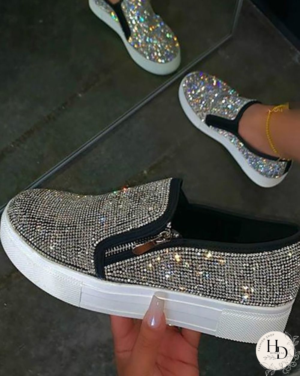 Studded Zipper Design Close Toe Platform Shoes