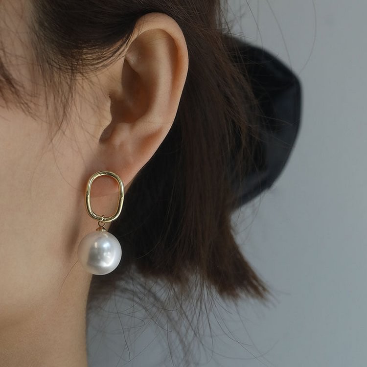 Curved Metal Large Round Pearl Earrings